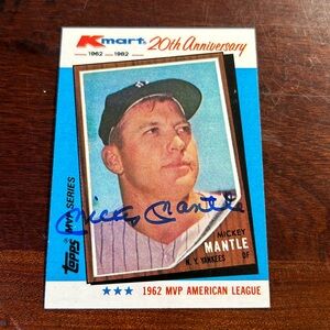 1982 Kmart Topps Mickey mantle signed baseball card with COA
